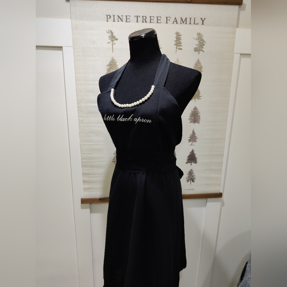 Little Black Apron - One Size - Picture 3 of 5